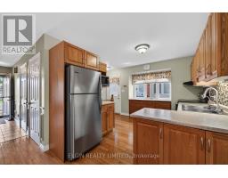 108 MANOR ROAD - 9