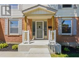 686 BARCLAY ROAD - 2