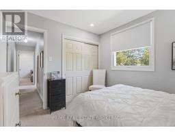 686 BARCLAY ROAD - 30