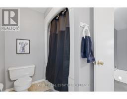 686 BARCLAY ROAD - 33