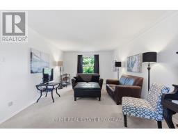 686 BARCLAY ROAD - 6