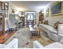 264 SUFFOLK PLACE - 10