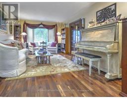 264 SUFFOLK PLACE - 11