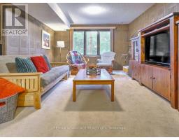 264 SUFFOLK PLACE - 32