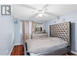 68 DOWNING CRESCENT - 21