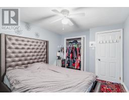 68 DOWNING CRESCENT - 22