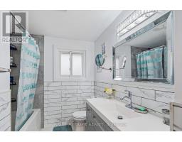 68 DOWNING CRESCENT - 23