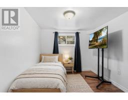 68 DOWNING CRESCENT - 30