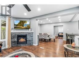 68 DOWNING CRESCENT - 8