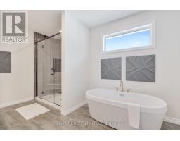75 HEMLOCK CRESCENT - 23