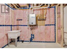 75 HEMLOCK CRESCENT - 38