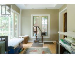 419 MCNAY PLACE - 20