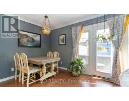 116 GLENROY CRESCENT - 13
