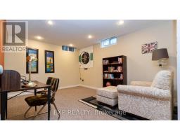 116 GLENROY CRESCENT - 25
