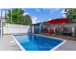 116 GLENROY CRESCENT - 31