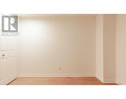 14 - 683 WINDERMERE ROAD - 38