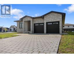 4 TITAN COURT - 3