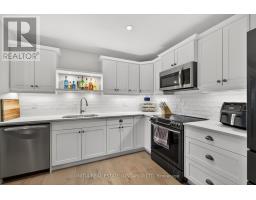 7 CORTLAND TERRACE - 15