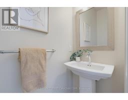71 - 1040 CORONATION DRIVE - 17