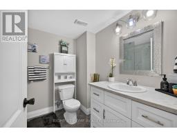 37 RENNY CRESCENT - 35