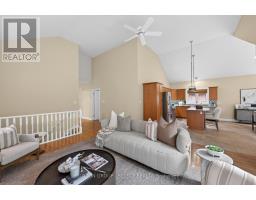 104 - 25 BECHER STREET - 10