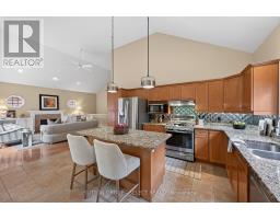 104 - 25 BECHER STREET - 13