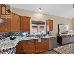 104 - 25 BECHER STREET - 17