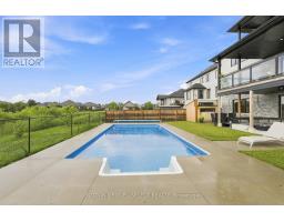 17 ARROWWOOD PATH - 5