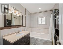 945 COLBORNE STREET - 11