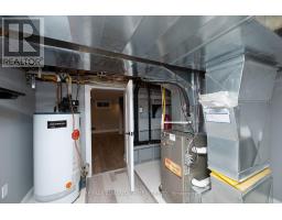 945 COLBORNE STREET - 25