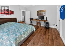 41 HINCKS STREET - 33