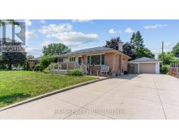295 TWEEDSMUIR AVENUE - 1