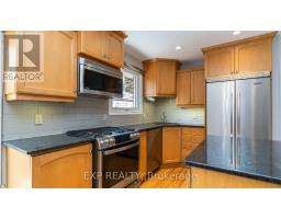 295 TWEEDSMUIR AVENUE - 19