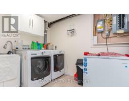 295 TWEEDSMUIR AVENUE - 28
