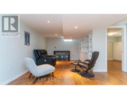 295 TWEEDSMUIR AVENUE - 29
