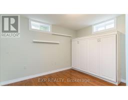 295 TWEEDSMUIR AVENUE - 33