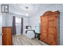 321 SIMPSON CRESCENT - 23