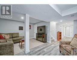 321 SIMPSON CRESCENT - 30