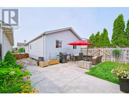 321 SIMPSON CRESCENT - 35