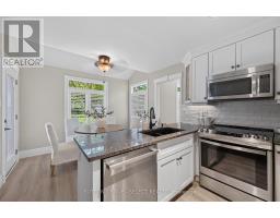 12 BANTING CRESCENT - 8