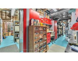 2400 RED THORNE AVENUE - 29