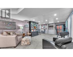 2400 RED THORNE AVENUE - 31