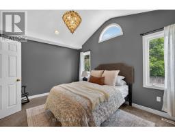 17 STEEPLECHASE COURT - 23