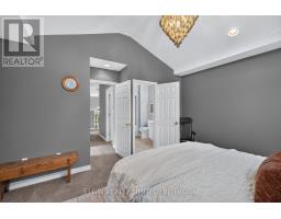 17 STEEPLECHASE COURT - 24