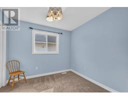 17 STEEPLECHASE COURT - 31