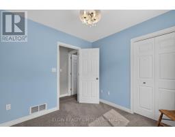 17 STEEPLECHASE COURT - 32