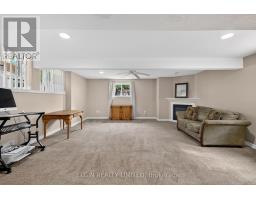 17 STEEPLECHASE COURT - 33