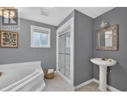 17 STEEPLECHASE COURT - 36