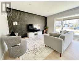 33 BRAEMAR CRESCENT - 5