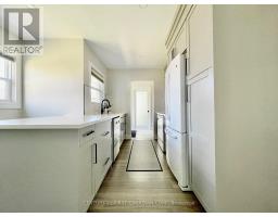 33 BRAEMAR CRESCENT - 9